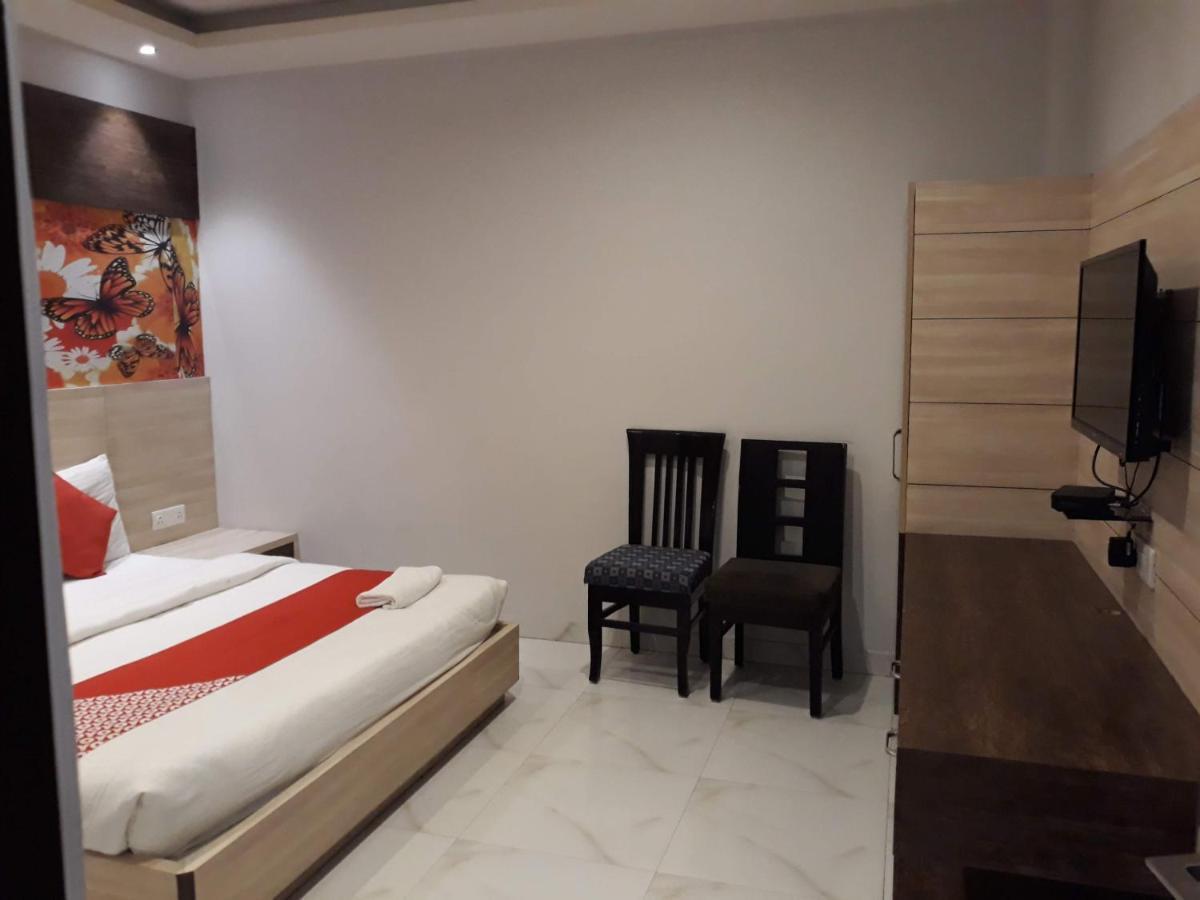 Hotel Megha Inn Lucknow Zewnętrze zdjęcie