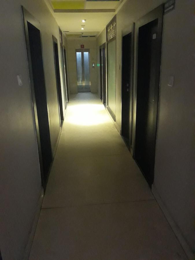 Hotel Megha Inn Lucknow Zewnętrze zdjęcie