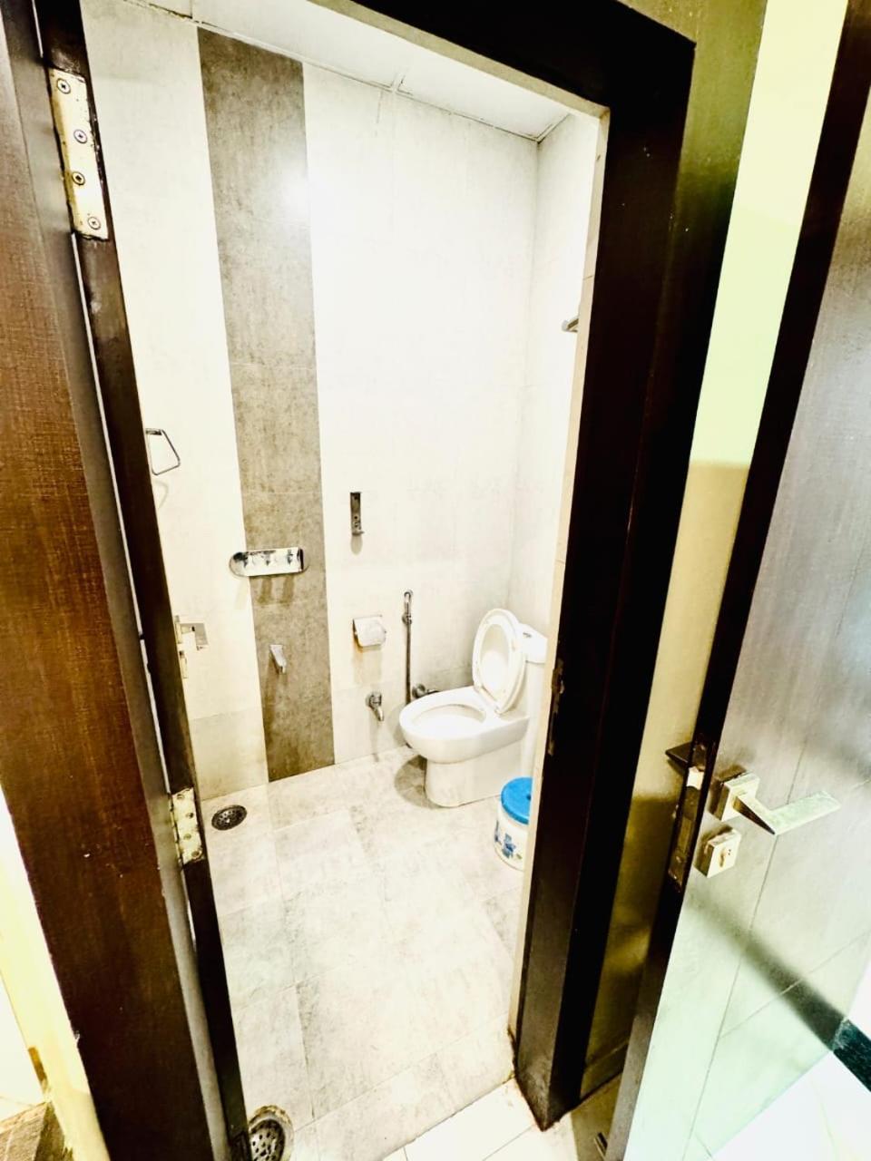 Hotel Megha Inn Lucknow Zewnętrze zdjęcie